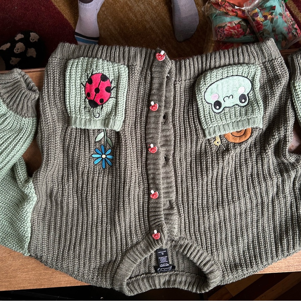 Hot Topic Olive Frog Sweater with Blue Floral Detail - Picture 3 of 4
